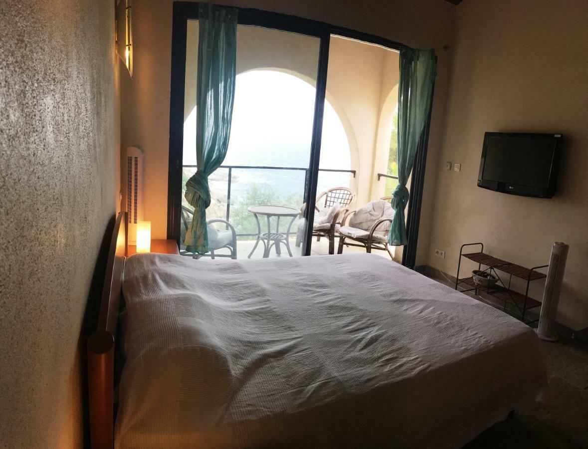 Castelia Hotel Lumio  Ngoại thất bức ảnh